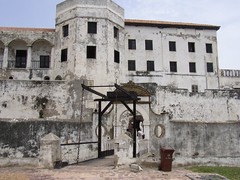 Elmina Castle entrance (Ghana 2005)