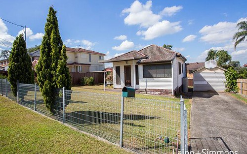 8 Constitution Rd, Constitution Hill NSW 2145