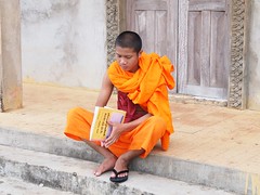 Devoted Buddhist monk on Phnom Pros hill (Kompong Cham, Cambodia 2011)