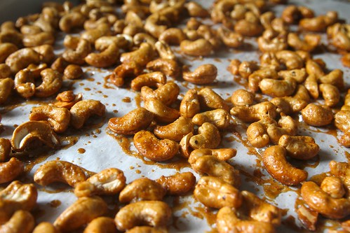 orange spiced cashews