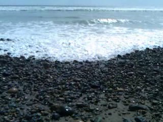 The Sound of Waves and Rocks