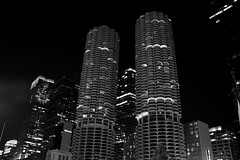 Marina City Night • <a style="font-size:0.8em;" href="http://www.flickr.com/photos/59137086@N08/6973828745/" target="_blank">View on Flickr</a>