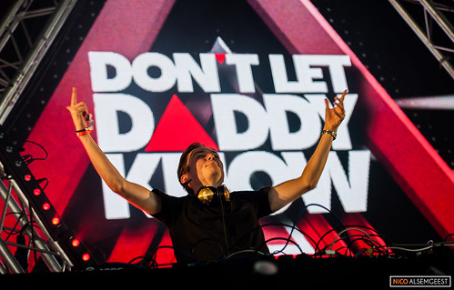 Don't Let Daddy Know Creamfields 2015