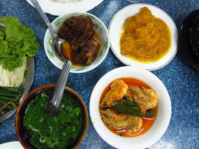 Myanmar Food