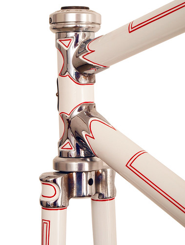 <p>Head tube Waterford restoration of a late 1950's Schwinn Paramount with Chrome Nervex Series Legere lugs.   62914</p>
