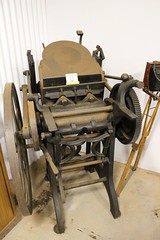 Anglų lietuvių žodynas. Žodis printing-press reiškia n spausdinimo mašina; printing- typen šriftas lietuviškai.