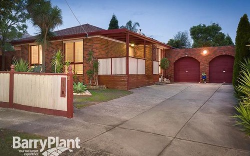 38 Timberglade Dr, Noble Park North VIC 3174