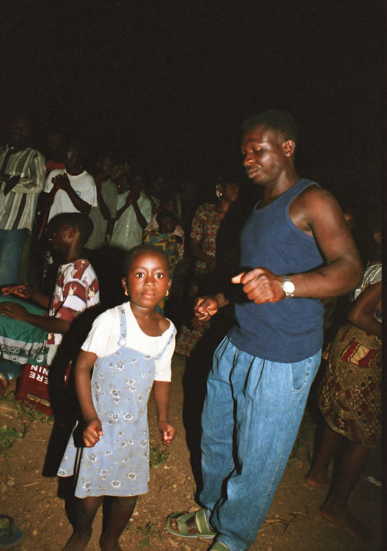 Togo West Africa Ethnic Cultural Dancing and Drumming African Village close to Palimé formerly known as Kpalimé a city in Plateaux Region Togo near the Ghanaian border 24 April 1999 171<br/>© <a href="https://flickr.com/people/41087279@N00" target="_blank" rel="nofollow">41087279@N00</a> (<a href="https://flickr.com/photo.gne?id=14016821424" target="_blank" rel="nofollow">Flickr</a>)