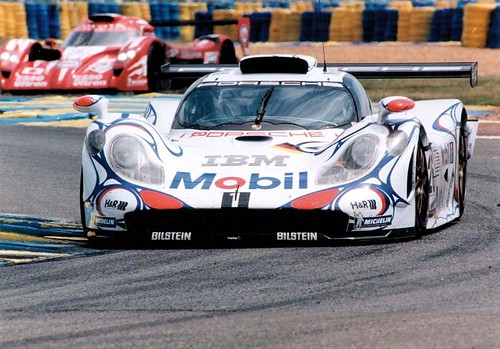 Porsche 911 GT1 победитель Ле-Мана 1998 года
