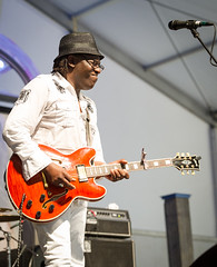 Joe Louis Walker at the 2014 New Orleans Jazz and Heritage Festival