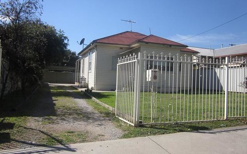 2 Mahony Avenue, Tamworth NSW