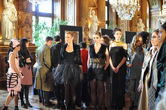 Défilé de mode parisien pour soutenir les jeunes malades d'Alzheimer
