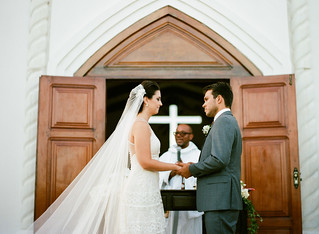 Fabio Oliveira | Film Wedding Photographer        www.fabiooliveira.com.br