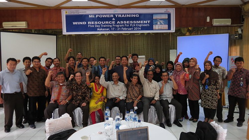 Trainees and instructor group picture