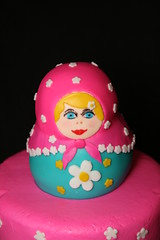 Matryoshka doll smash cake • <a style="font-size:0.8em;" href="http://www.flickr.com/photos/60584691@N02/6715391581/" target="_blank">View on Flickr</a>