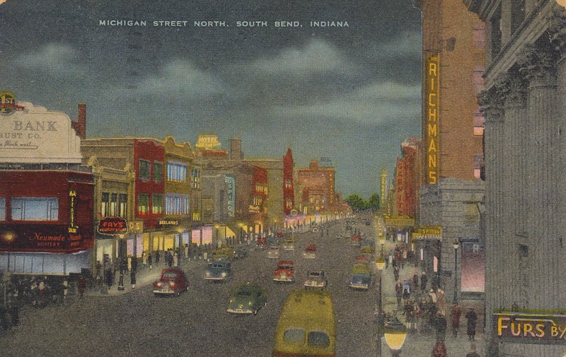 Michigan Street - South Bend, Indiana<br/>© <a href="https://flickr.com/people/31086818@N08" target="_blank" rel="nofollow">31086818@N08</a> (<a href="https://flickr.com/photo.gne?id=6471951841" target="_blank" rel="nofollow">Flickr</a>)