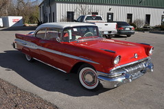 1957 Pontiac Star Chief • <a style="font-size:0.8em;" href="http://www.flickr.com/photos/85572005@N00/6703229633/" target="_blank">View on Flickr</a>