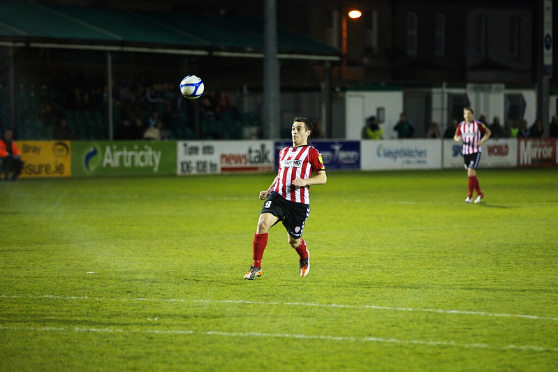 Bray Wanderers v Derry City #7<br/>© <a href="https://flickr.com/people/95412871@N00" target="_blank" rel="nofollow">95412871@N00</a> (<a href="https://flickr.com/photo.gne?id=6823331322" target="_blank" rel="nofollow">Flickr</a>)