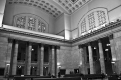 Union Station Great Hall 2 • <a style="font-size:0.8em;" href="http://www.flickr.com/photos/59137086@N08/6861675818/" target="_blank">View on Flickr</a>