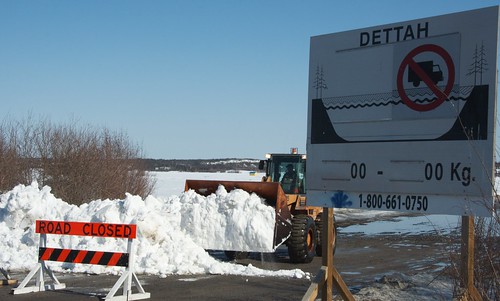 Ice road close