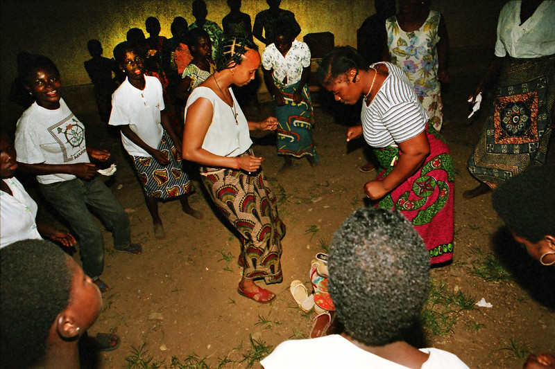 Togo West Africa Ethnic Cultural Dancing and Drumming African Village close to Palimé formerly known as Kpalimé a city in Plateaux Region Togo near the Ghanaian border 24 April 1999 189<br/>© <a href="https://flickr.com/people/41087279@N00" target="_blank" rel="nofollow">41087279@N00</a> (<a href="https://flickr.com/photo.gne?id=14013160462" target="_blank" rel="nofollow">Flickr</a>)