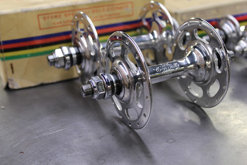 Campagnolo Nouvo Record high flange hubs