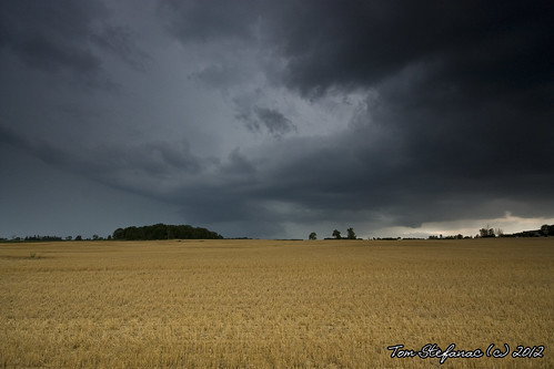 Ilderton Storm • <a style="font-size:0.8em;" href="http://www.flickr.com/photos/65051383@N05/7663096246/" target="_blank">View on Flickr</a>