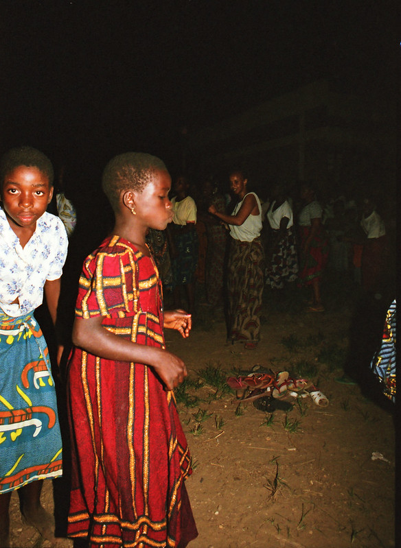 Togo West Africa Ethnic Cultural Dancing and Drumming African Village close to Palimé formerly known as Kpalimé a city in Plateaux Region Togo near the Ghanaian border 24 April 1999 159<br/>© <a href="https://flickr.com/people/41087279@N00" target="_blank" rel="nofollow">41087279@N00</a> (<a href="https://flickr.com/photo.gne?id=13993250736" target="_blank" rel="nofollow">Flickr</a>)