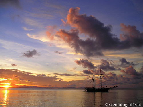 Sunset @ the Whitsunday Islands