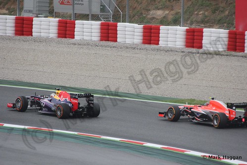 Sebastian Vettel and Rodolfo Gonzalez in Free Practice 1 at the 2013 Spanish Grand Prix