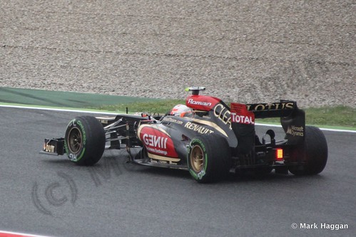 Romain Grosjean in his Lotus in Free Practice 1 at the 2013 Spanish Grand Prix