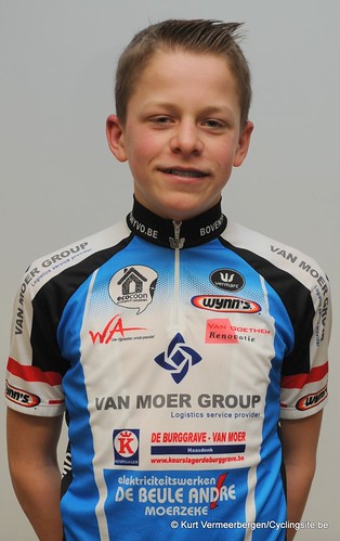 Van Moer Group Cycling Team (151)