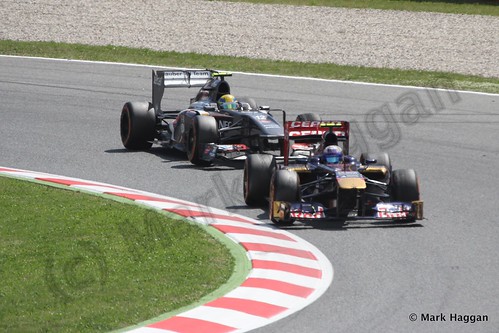 Esteban Gutierrez follows Daniel Ricciardo in the 2013 Spanish Grand Prix