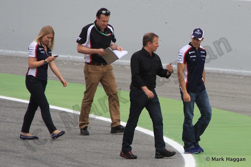 Martin Brundle and Pastor Maldonado doing a track walk at the 2013 Spanish Grand Prix