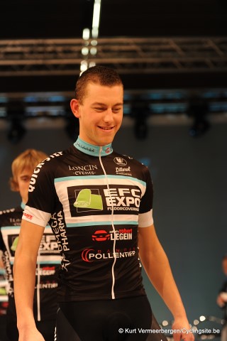 EFC-Omega Pharma-QuickStep Cycling Team   (180) (Small)