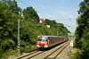 Die 420-Traktion 420 423/420 441 hat den Haltepunkt in Hfingen verlassen und rauscht nun weiter Richtung Leonberg