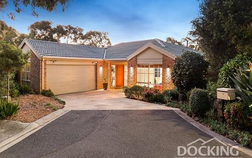 16 Canowindra Cl, Vermont South VIC 3133