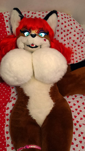 Sexy Fursuit Girl