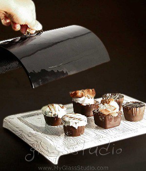 square_glass-dessert_tray_with_cover