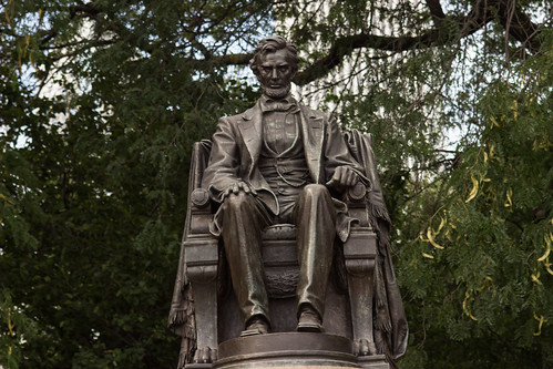 Seated Lincoln by Zulema (zoblue), on Flickr