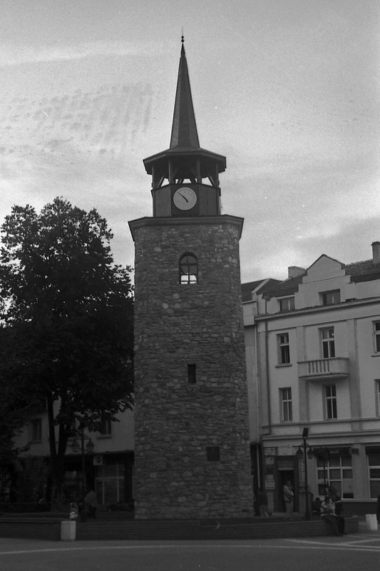 Old town clock Khaskovo, Bulgaria<br/>© <a href="https://flickr.com/people/40876410@N05" target="_blank" rel="nofollow">40876410@N05</a> (<a href="https://flickr.com/photo.gne?id=10071297903" target="_blank" rel="nofollow">Flickr</a>)