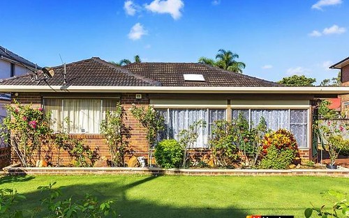 16 Moncrieff Dr, East Ryde NSW 2113