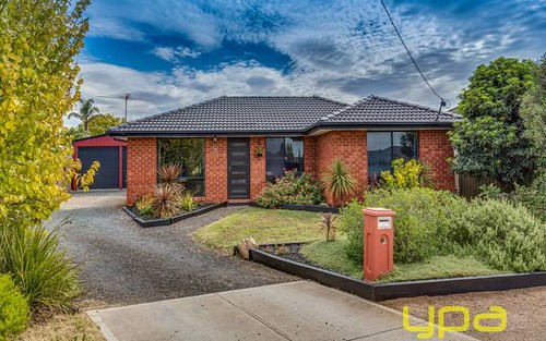 10 Shearwater Ct, Hoppers Crossing VIC 3029