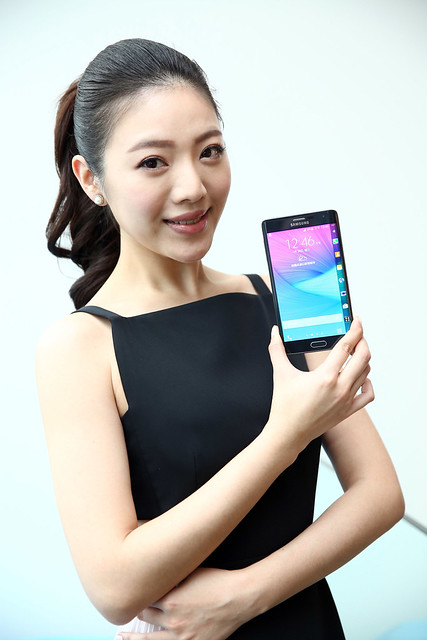 首創側邊曲面螢幕!三星Galaxy Note Edge單機價28,900元登台 3 Edge-03
