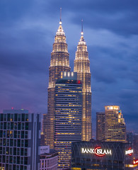 Petronas Twin Towers – Malaysia