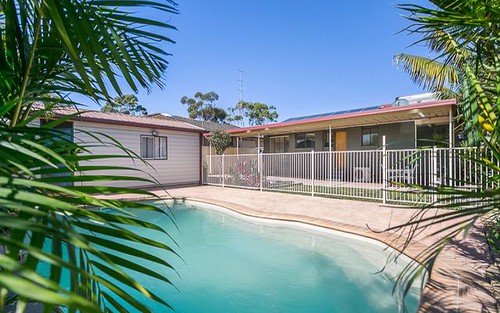 28 Rowena St, Noraville NSW 2263