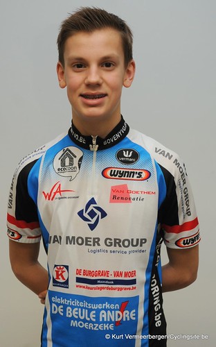 Van Moer Group Cycling Team (145)