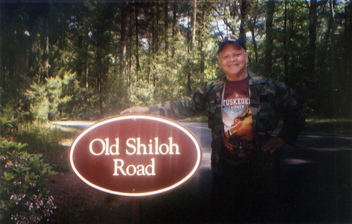 Sam Old Shiloh Rd sign • <a style="font-size:0.8em;" href="http://www.flickr.com/photos/12047284@N07/13977200028/" target="_blank">View on Flickr</a>