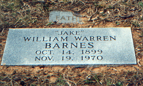 Barnes William Warren headstone • <a style="font-size:0.8em;" href="http://www.flickr.com/photos/12047284@N07/14163947044/" target="_blank">View on Flickr</a>