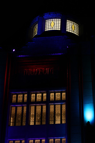 Let's light up the museum! • <a style="font-size:0.8em;" href="http://www.flickr.com/photos/83986917@N04/9189668199/" target="_blank">View on Flickr</a>